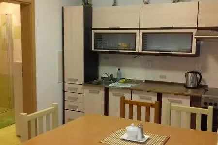 L M Kájov
